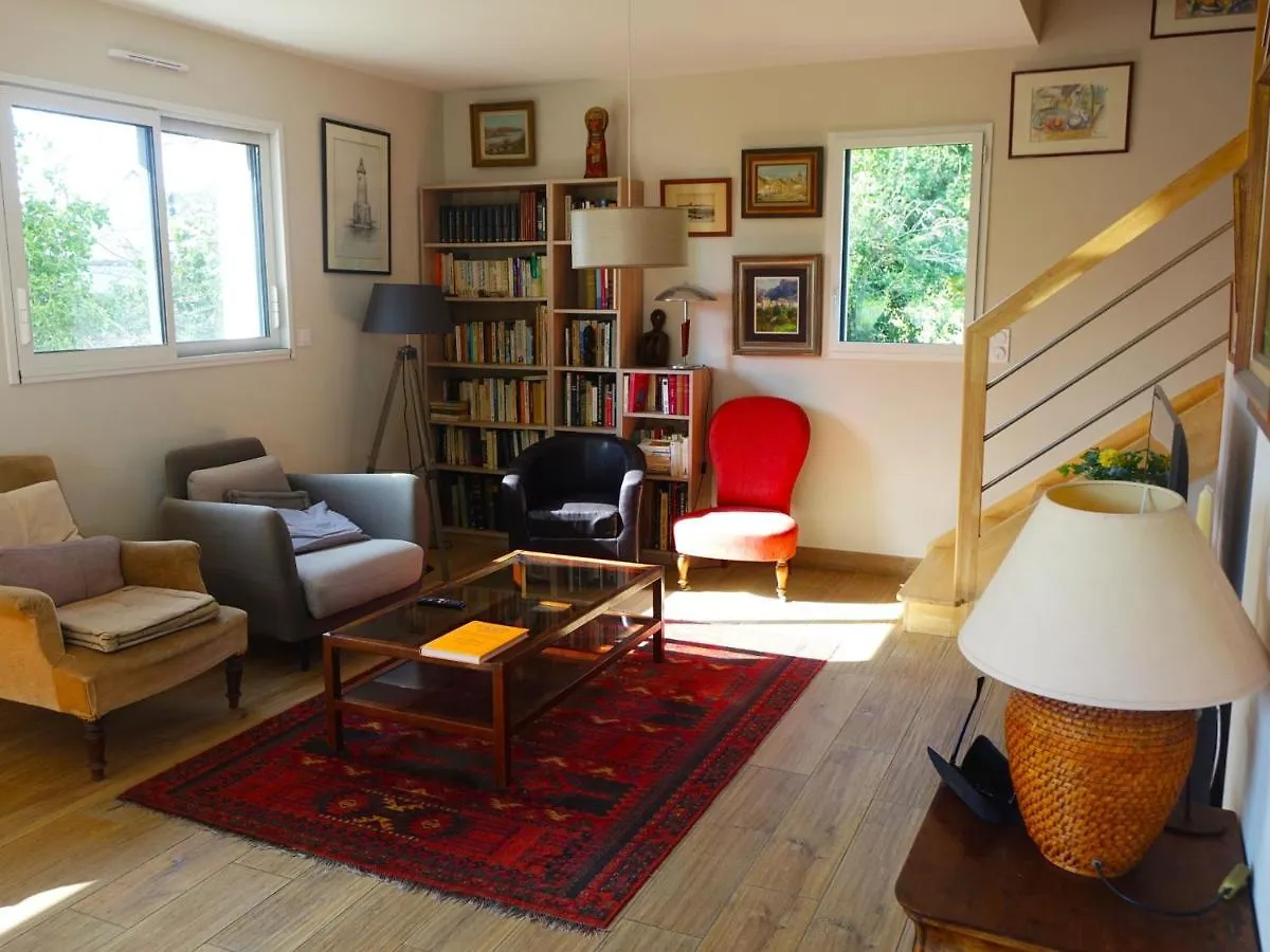 Maison Familiale - 8 Pers - Proche Mer Et Port - Jardin Et Terrasse - Fr-1-639-40 Sarzeau 0*,